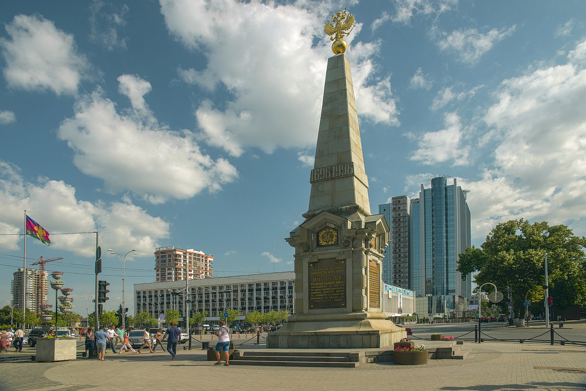 Памятник в честь 200-летия Кубанского казачьего войска - Игорь Хижняк