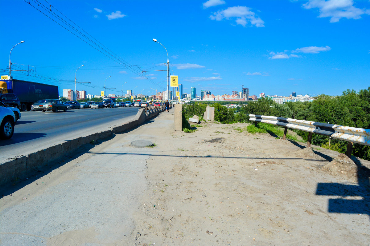 Мост в городе Новосибирске, дорога на правый берег - Света Кондрашова
