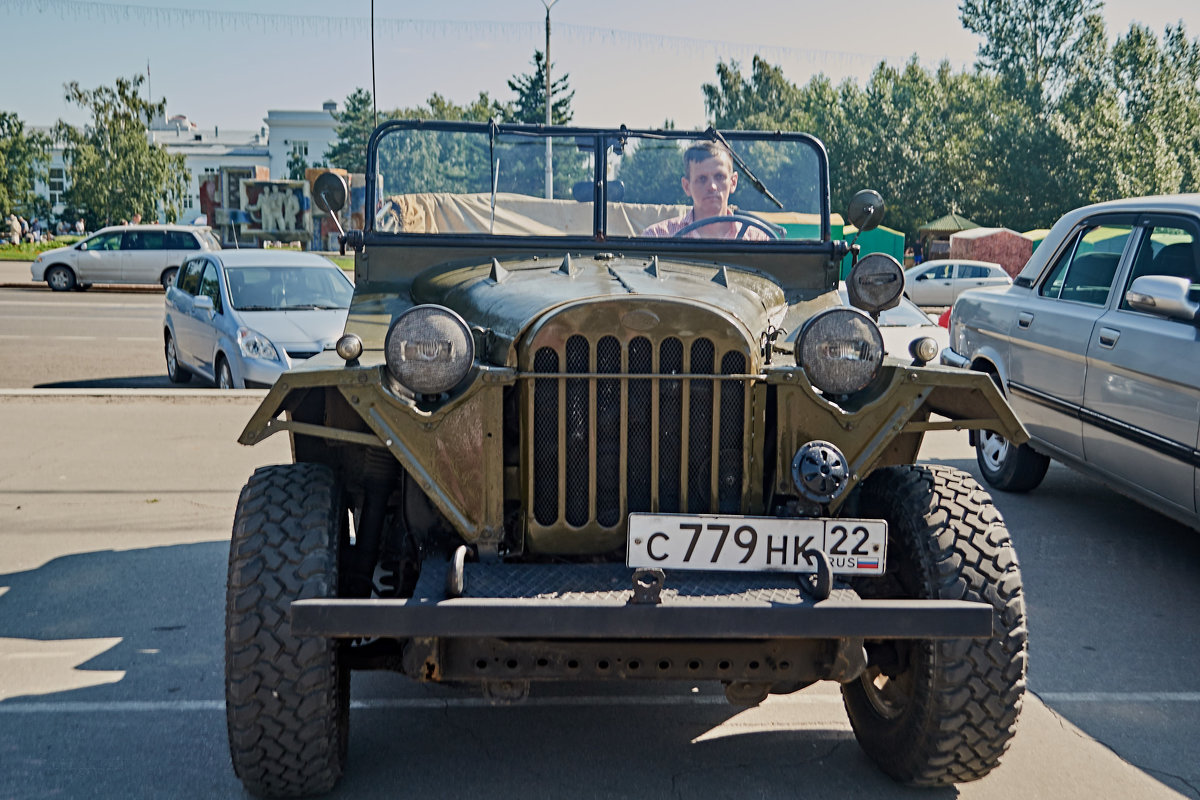 Автомобиль - Сергей Черепанов