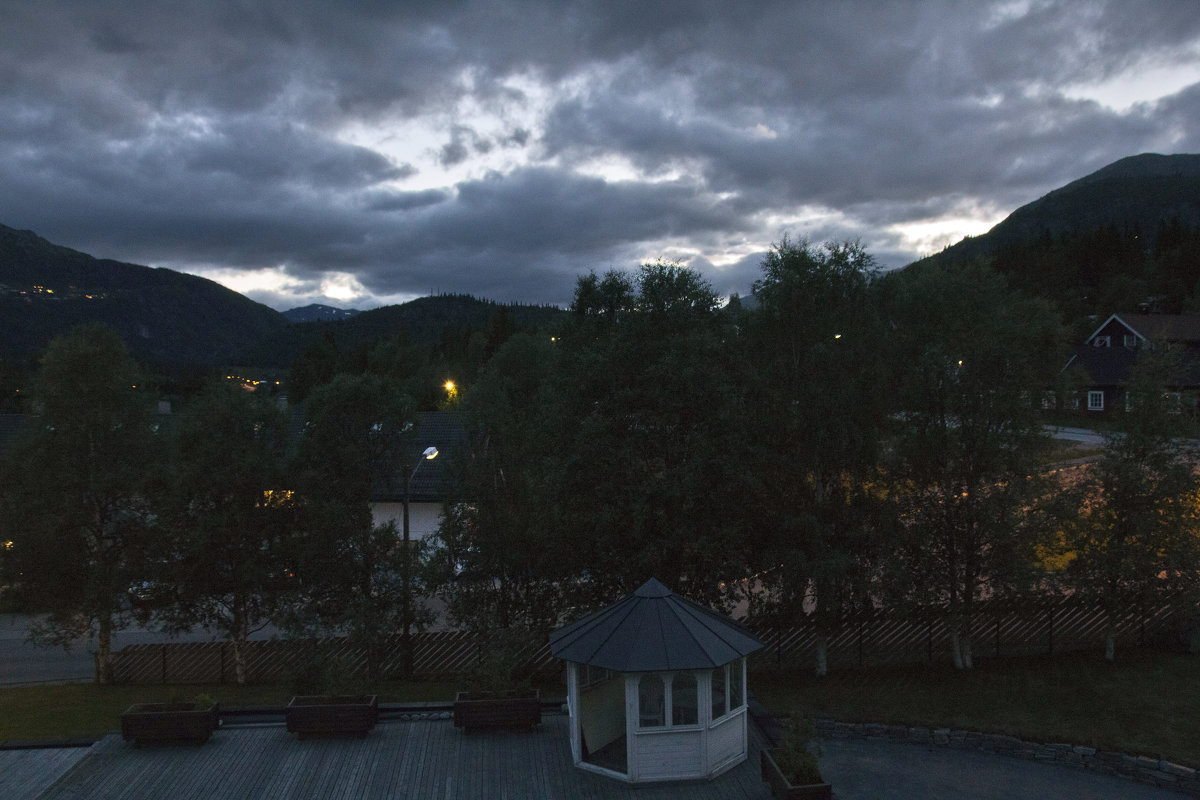 Окрестности гостиницы в горах Норвегии - Александр Рябчиков