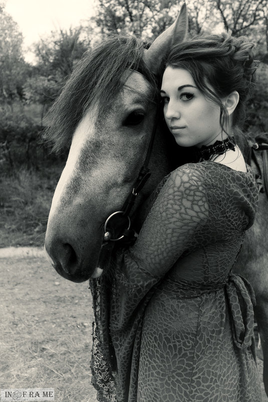 Девушка с лошадью - Anton Shumaev