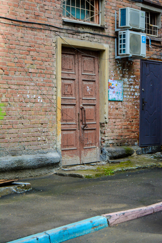 дверь в старый дом - Света Кондрашова