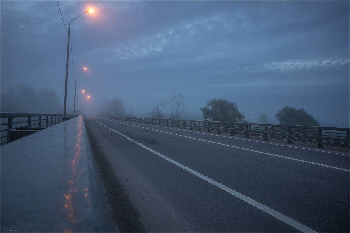 В туманный осенний восход у трассы М-7 (Суздальский район) - Igor Andreev