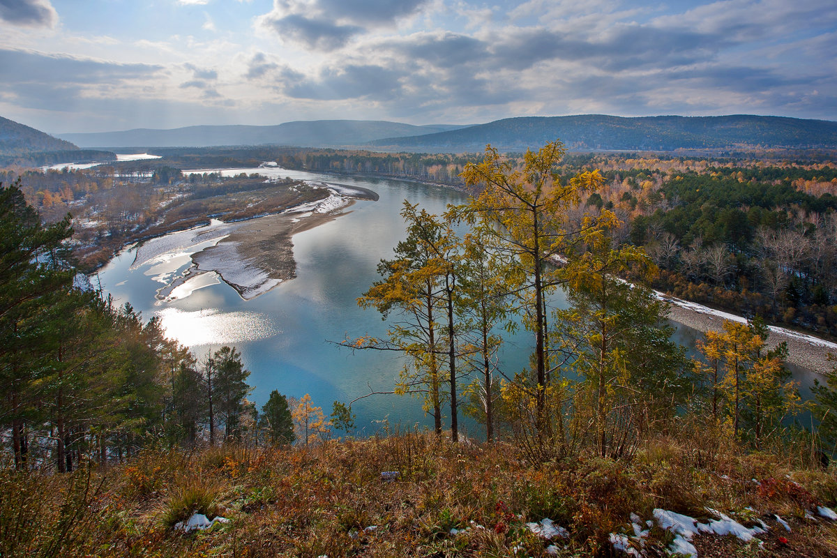 Вид на реку с утёса - Анатолий Иргл