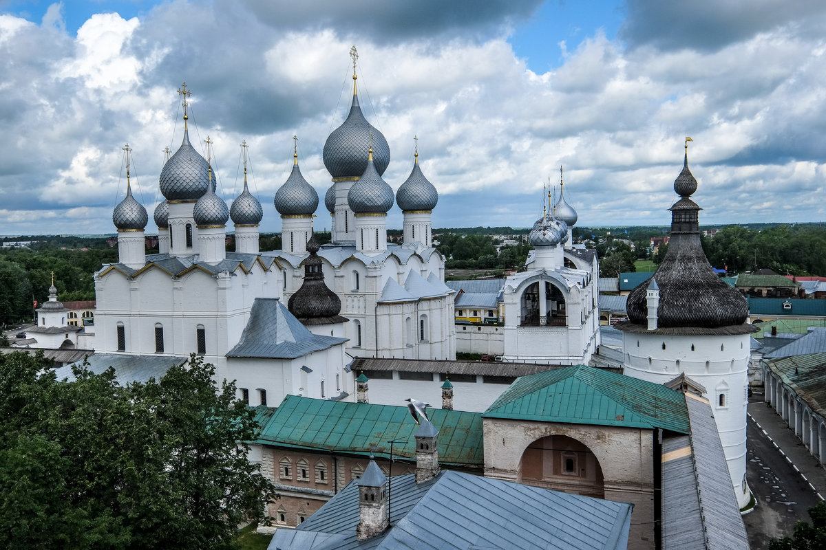 Успенский кафедральный собор Ростов Великий внутри