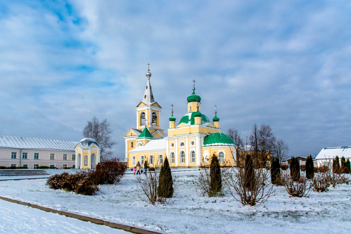 Введено-Оятский женский монастырь  V в. - Виктор Орехов