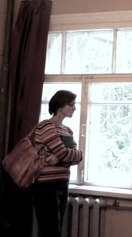 Женщина     у   окна - Мила 