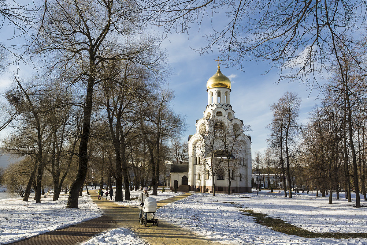 Храм святого мученика Виктора-воина. Белая дача - Владимир Иванов