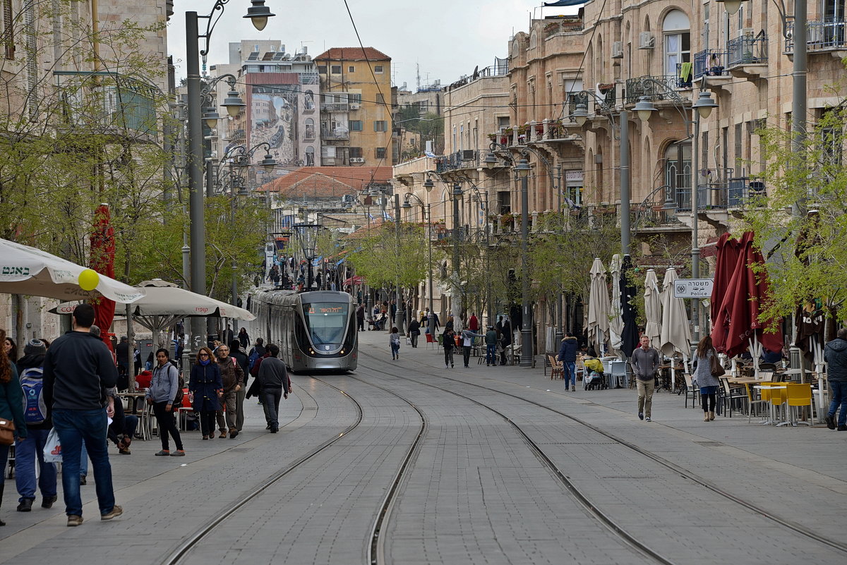 Трамвайно-пешеходная улица Яффо, Иерусалим - Владимир Брагилевский