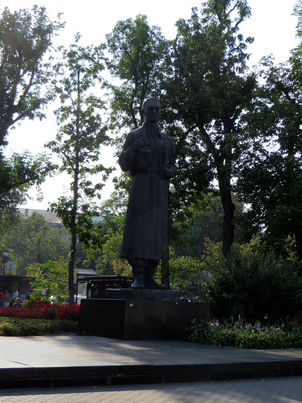 Памятник Григорию Сковороде - Наталья (D.Nat@lia)