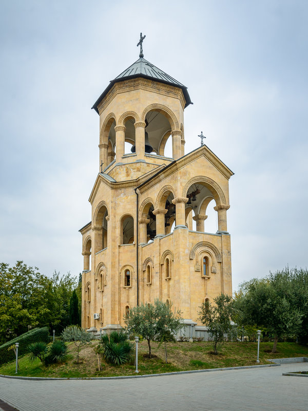 Собор Самеба  (Собор Святой Троицы ). Колокольня. - Сергей Михайлов