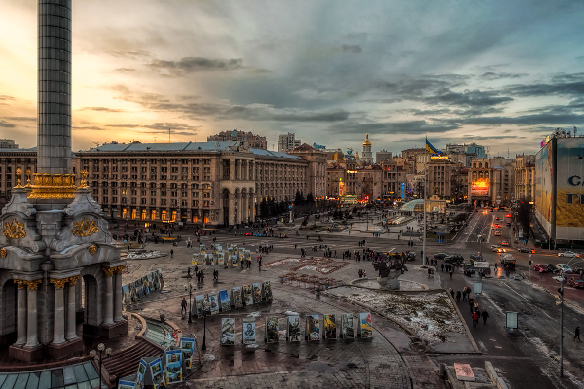 Київ Площа незалежності - Cлава Украине 