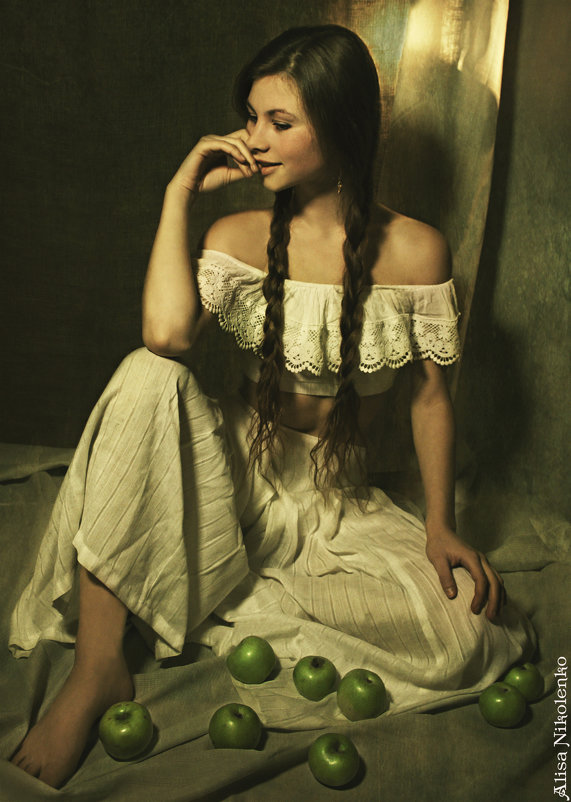 Анна-Мария в яблоках - AlisaNikolenko 