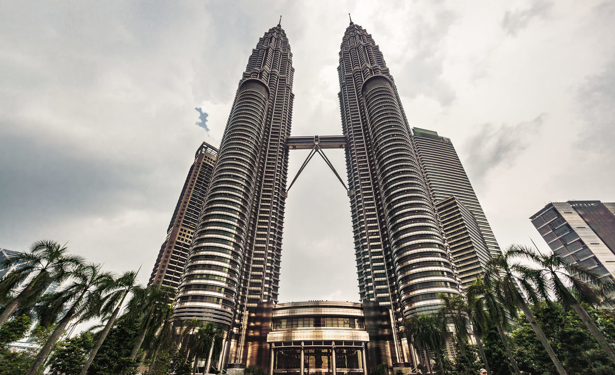 Башни Петронас... Куала-Лумпур,Малайзия. - Александр Вивчарик