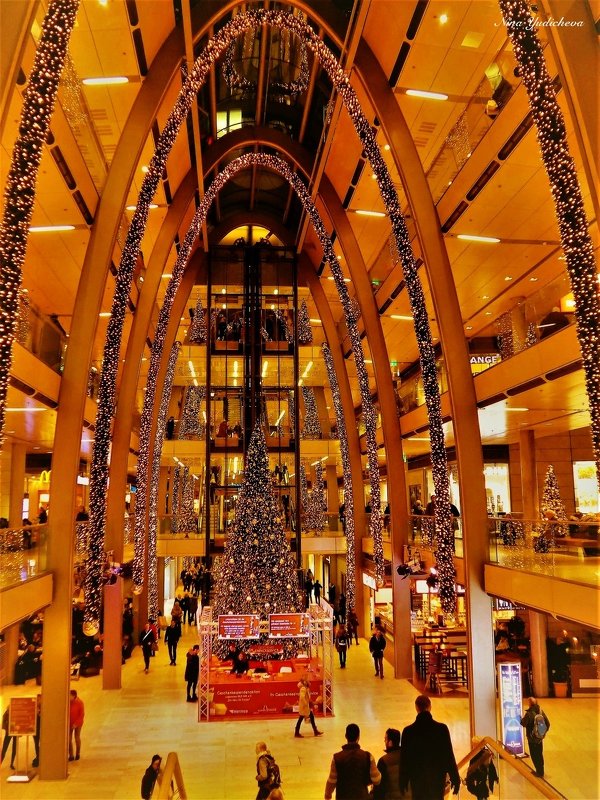 Galleria Europa Passage. Hamburg - Nina Yudicheva