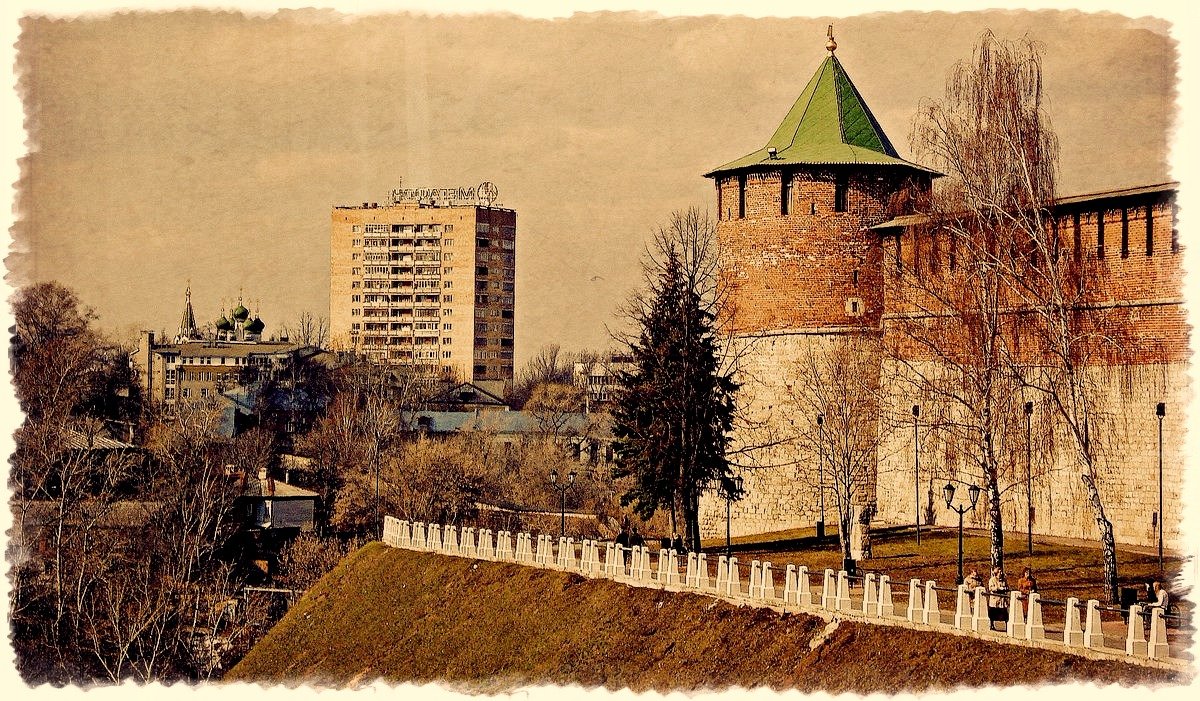 Коромыслова башня - Андрей Головкин