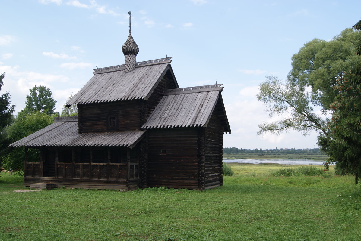 Церковь деревянная сельская - Максим Ершов
