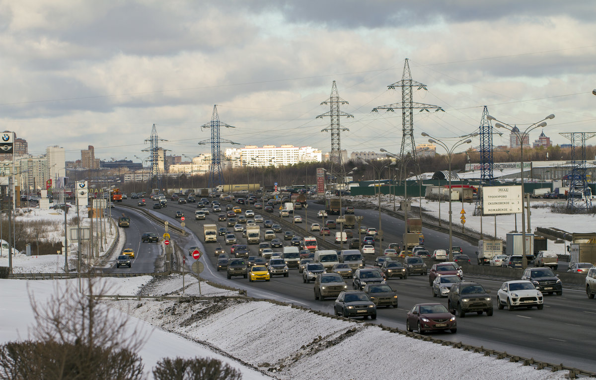 Московский трафик. - Yuri Chudnovetz