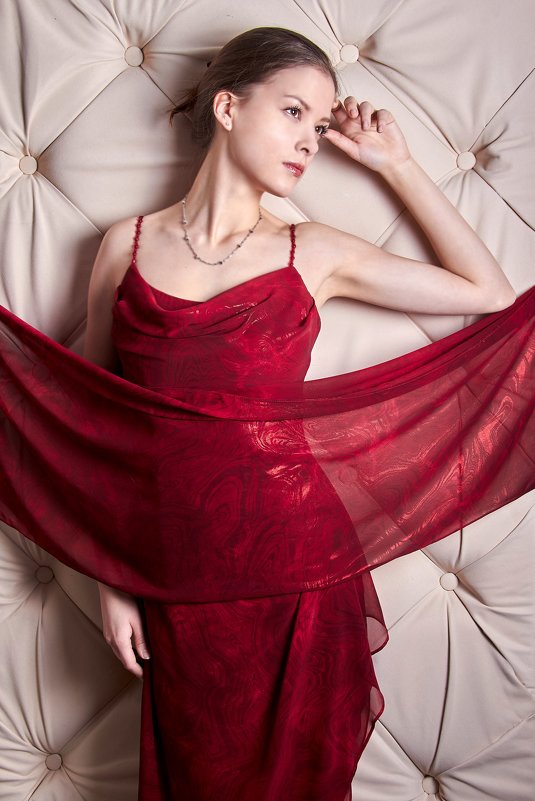 Анастасия В Красном Платье