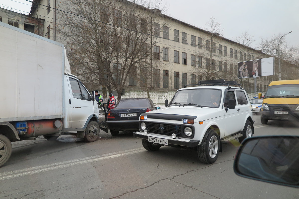 дтп - Вадим Бурмистров