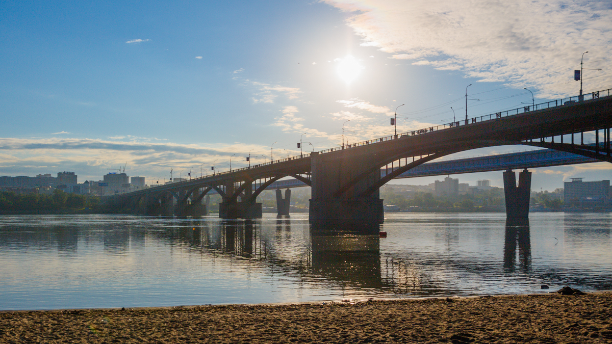 morning. bridge across the Ob river - Дмитрий Карышев