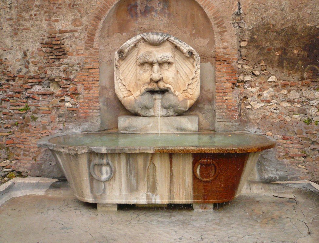 Римский фонтанчик - Galina Belugina