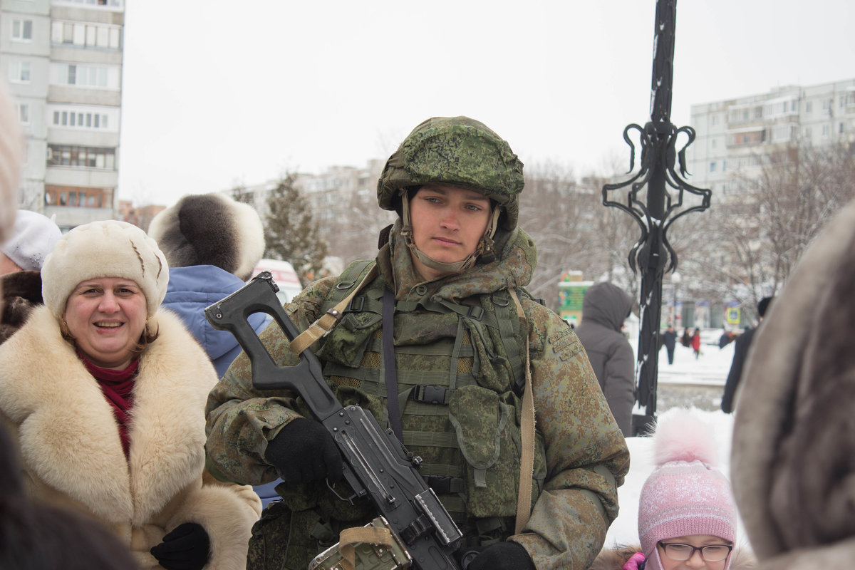 Позирует... - Ирина Холодная