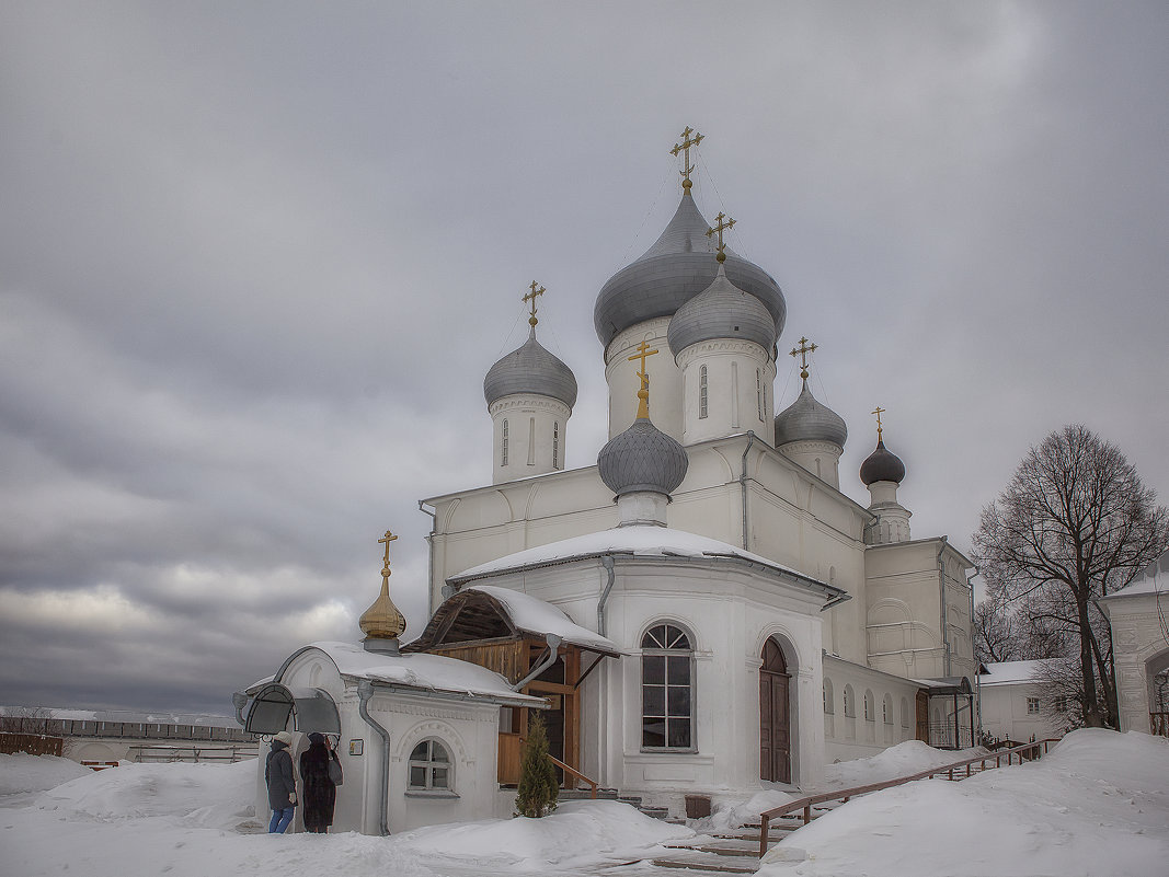 Никитский монастырь - Марина Назарова