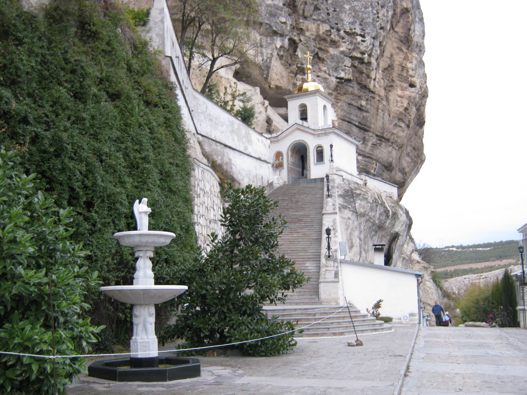 Бахчисарай ,мужской монастырь в скале - Ирина Диденко