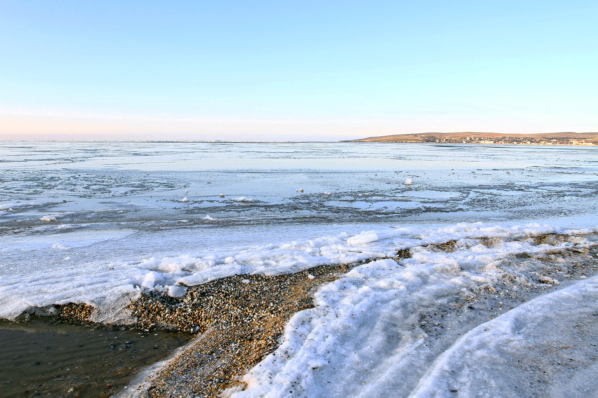 Море тоже замерзает... - Валерий Басыров