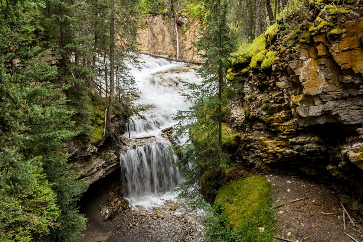 каскад водопадов Johnston Canyon - Константин Шабалин