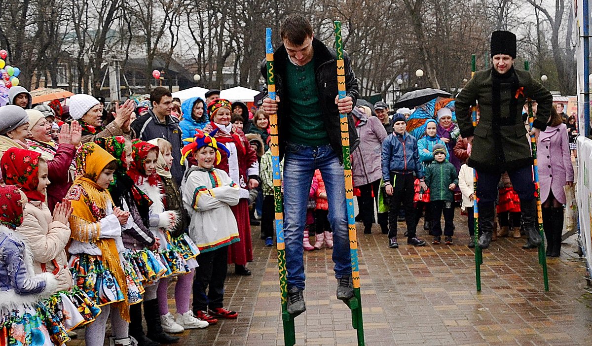 Соревнования на ходулях - Владимир Болдырев