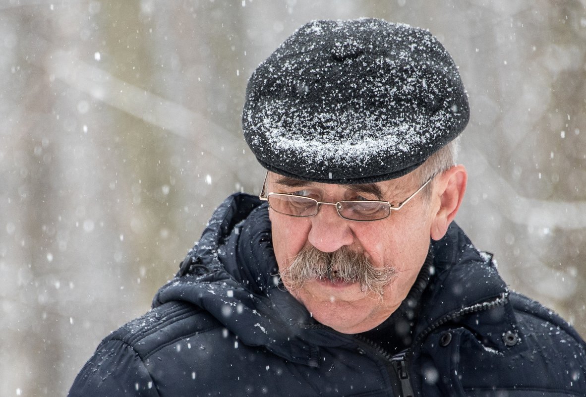 Портрет хорошего человека. - Владимир Безбородов