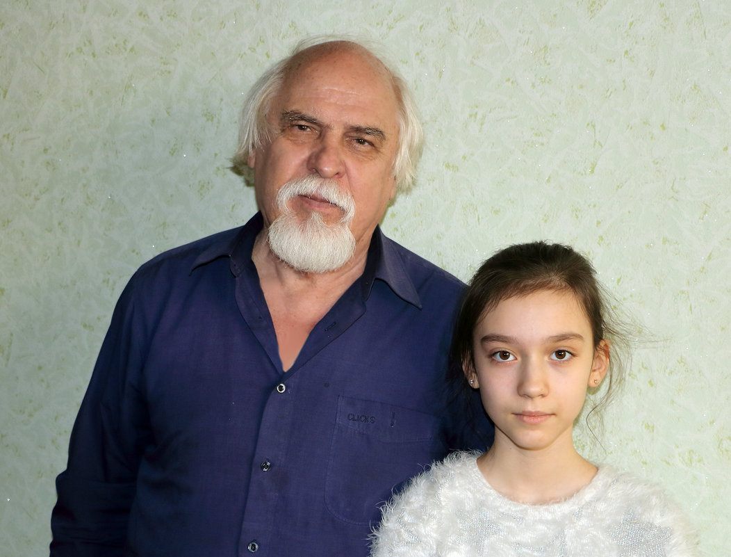 Дед с внучкой - Светлана 