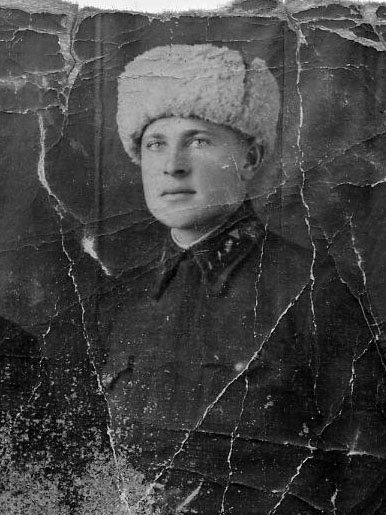 Отец 1941 год - Олег Вахрушев