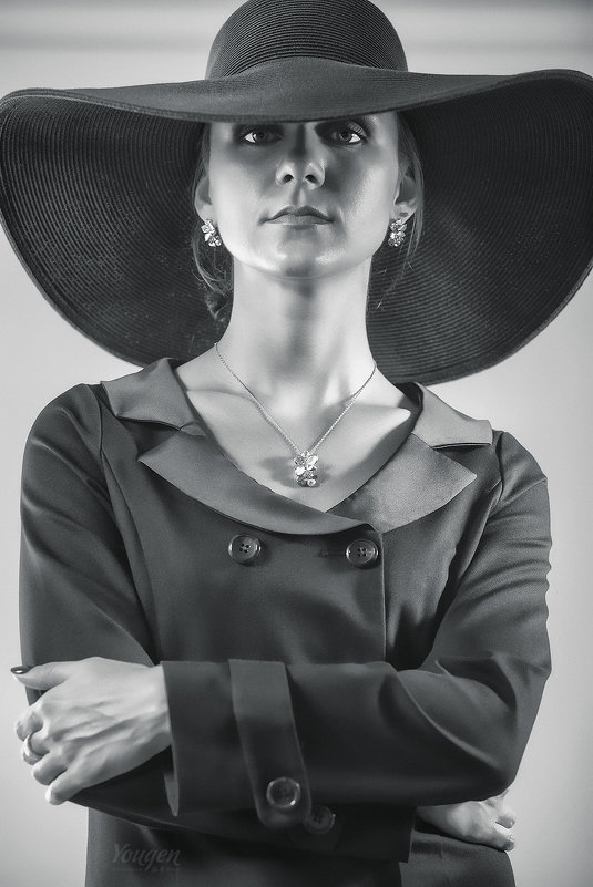 Портрет в шляпе - Елена Ташбулатова (Yougen)