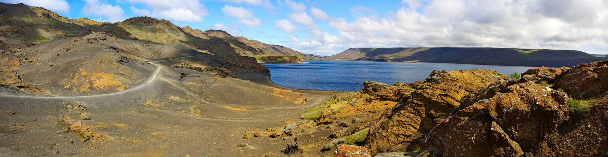 Горное озеро #2 (Исландия) - Олег Неугодников