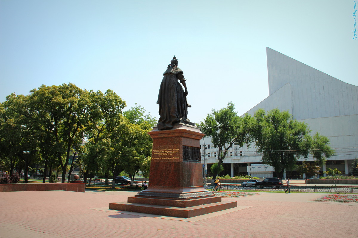 Памятник Елизавете Петровне - Марина Труфанова