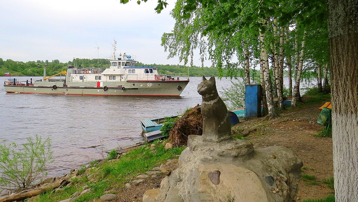 памятник кошке. Плёс - aleksandr Крылов