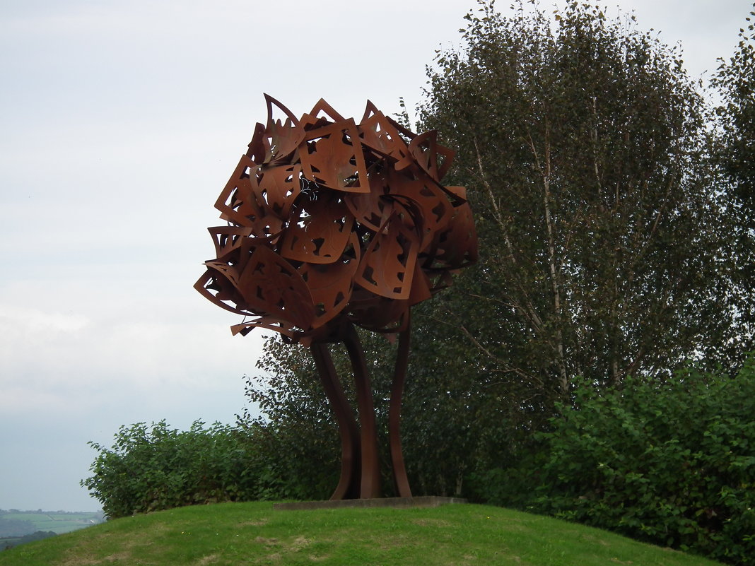 Скульптура дерева - Natalia Harries