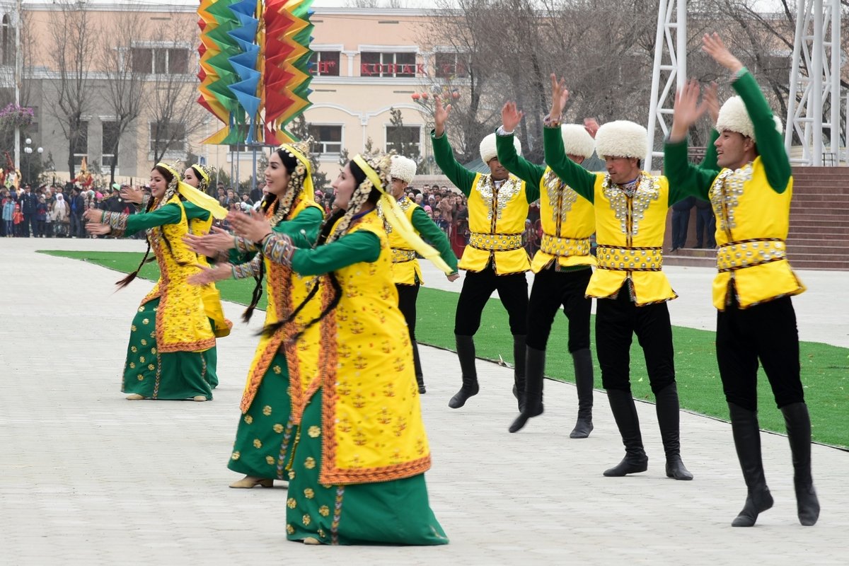 3. Великий день народов - Александр Грищенко