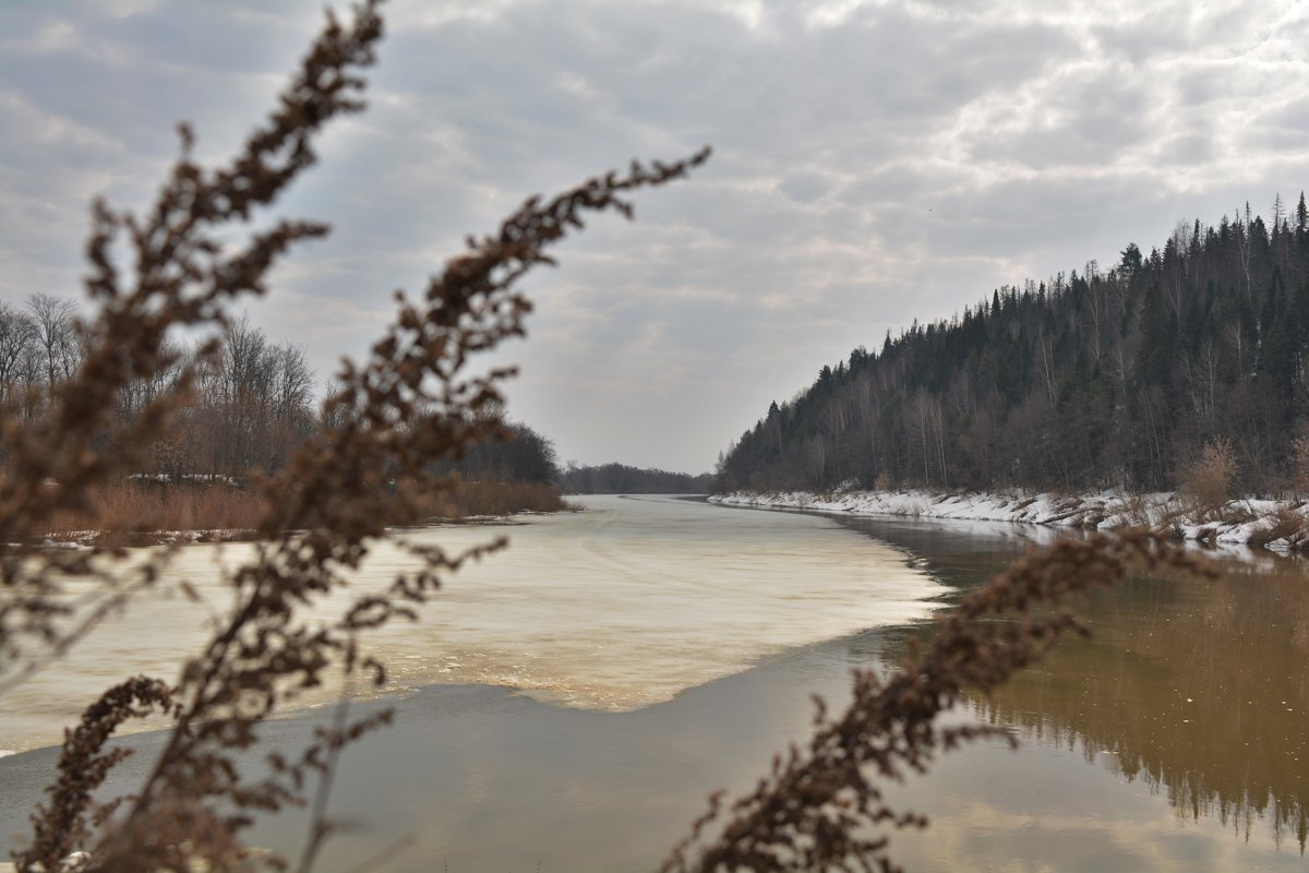 . - александр ратов