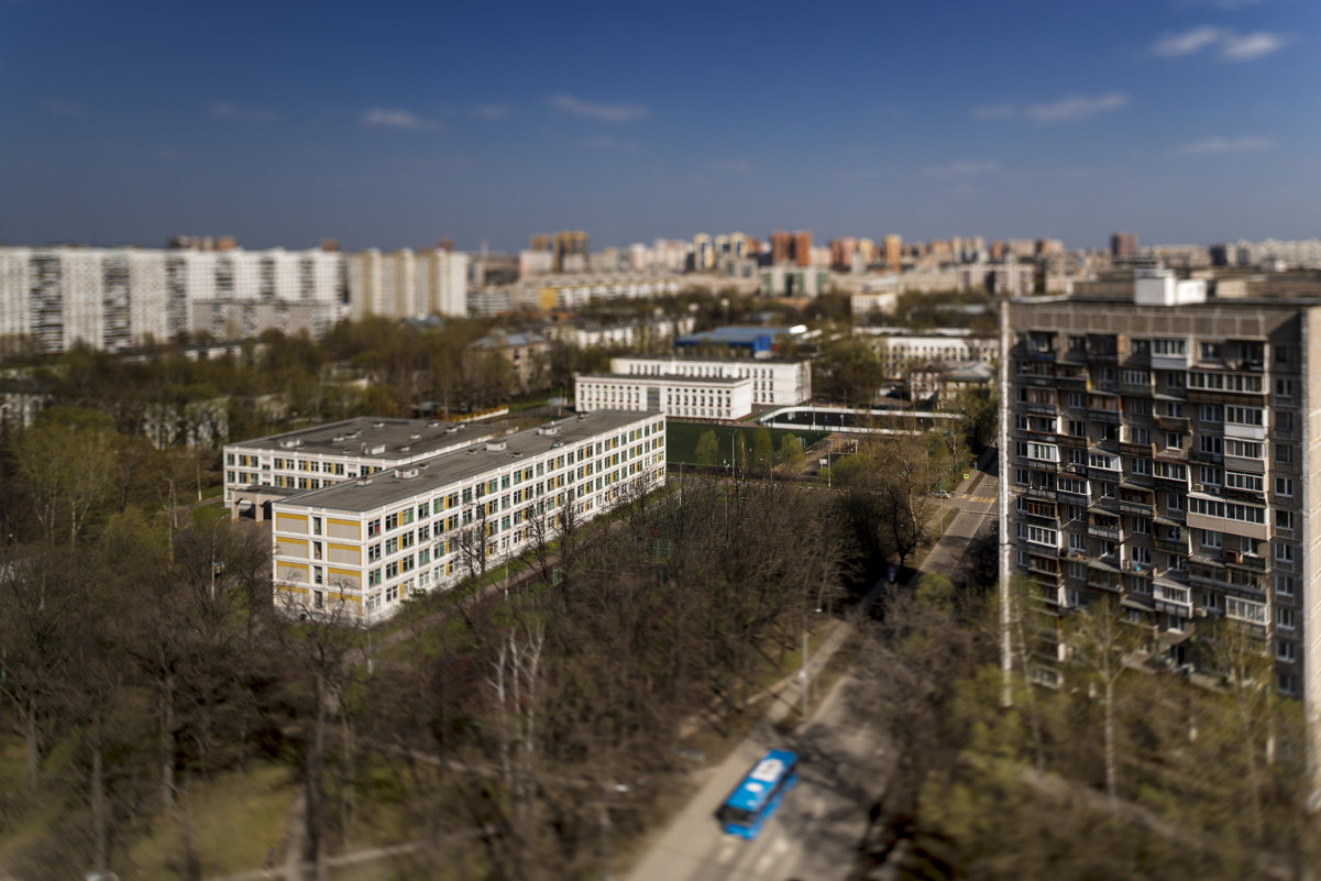 Новогиреево - Вадим Жирков