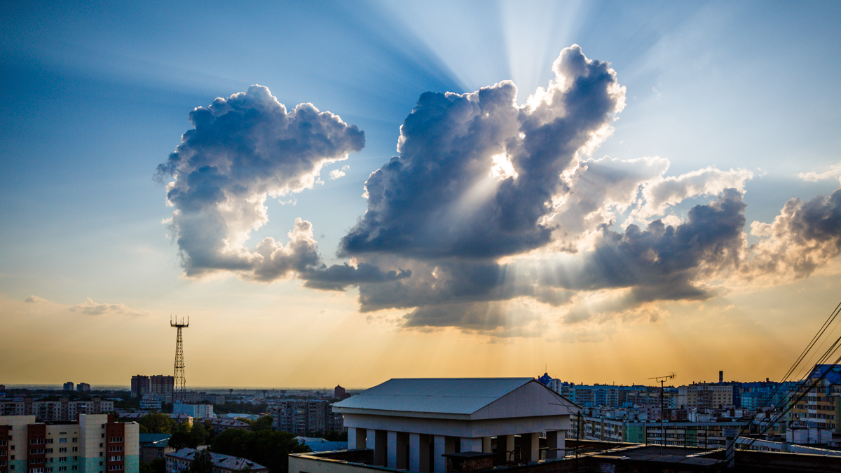 cloud at backlight - Дмитрий Карышев