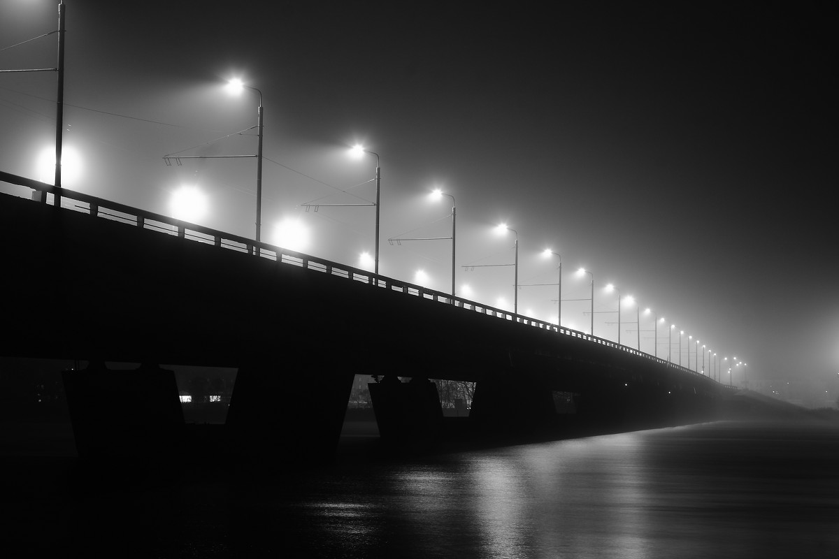 Мост в ночи - Николай Голованов