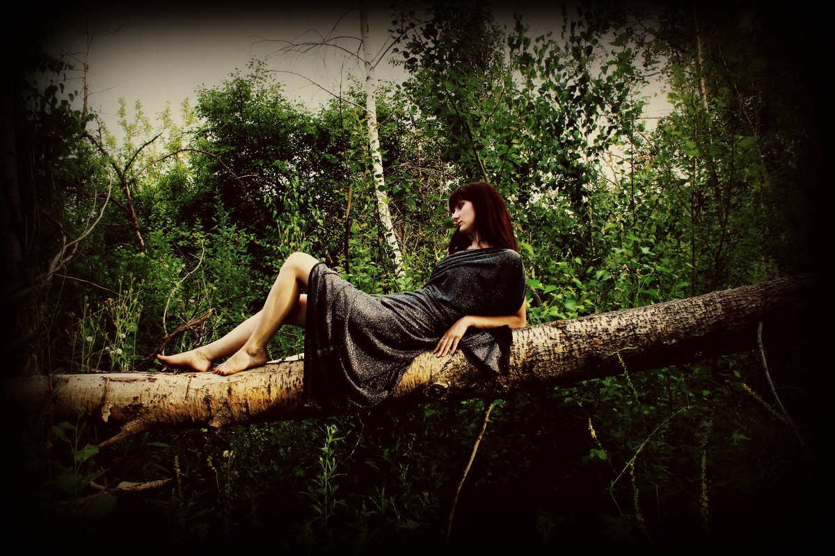 в лесу - Elena Sweet