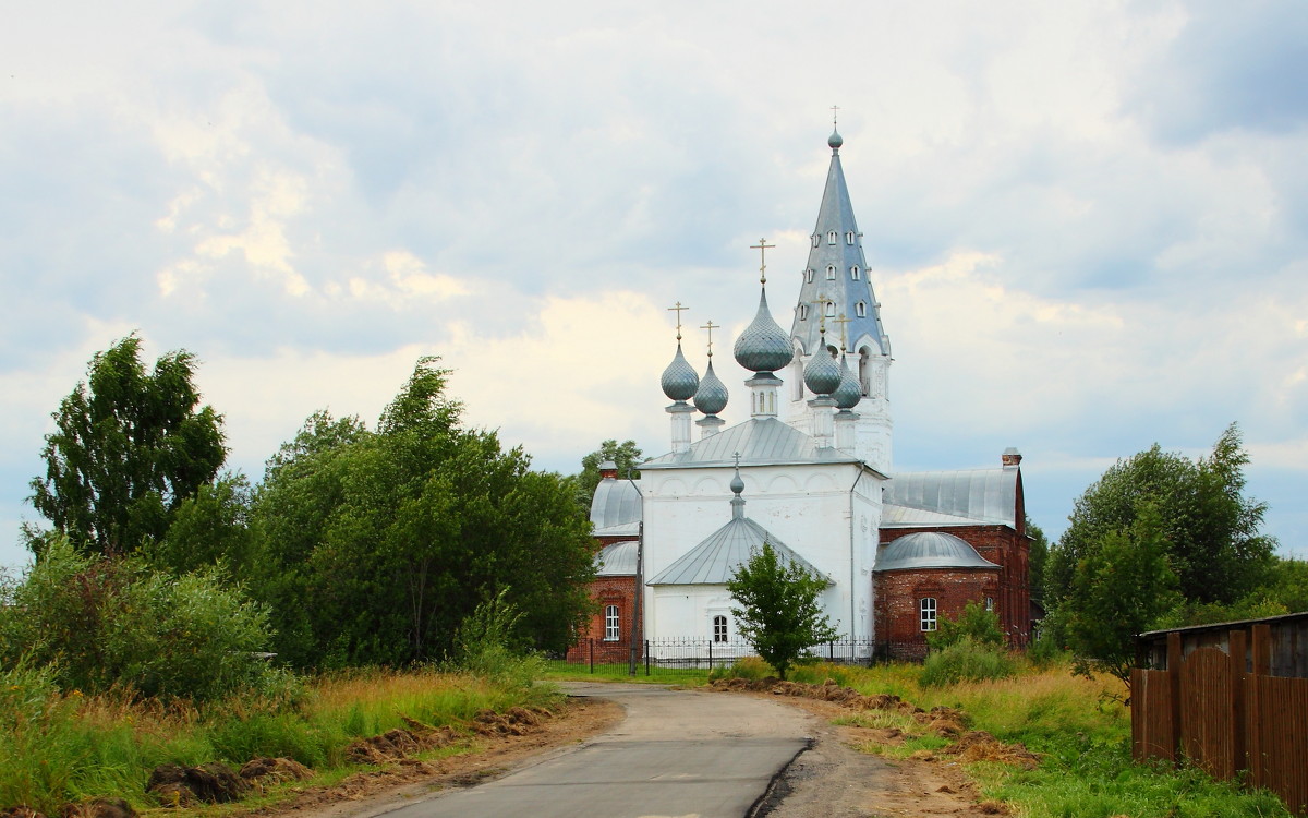 Церковь Воскресения Христова в Ёлнати. - Konstantine Kostyuchenko