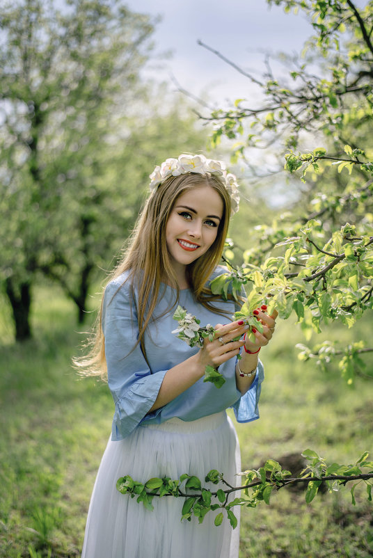 Весенняя Анюта - Жемчужникова Марина 