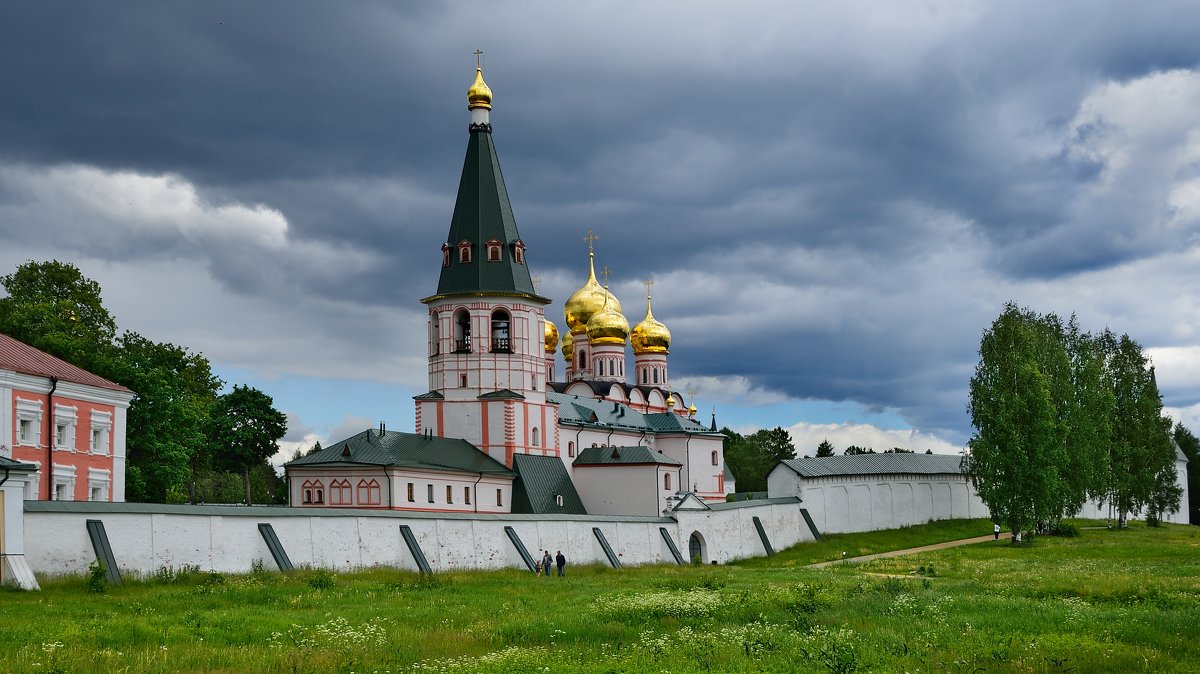 Хмурится небо над Валдаем. - kolin marsh