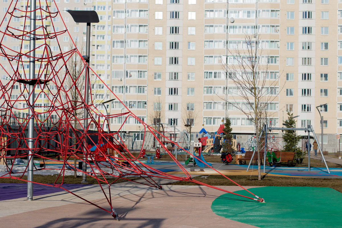 Детская площадка - Анастасия Безуглая